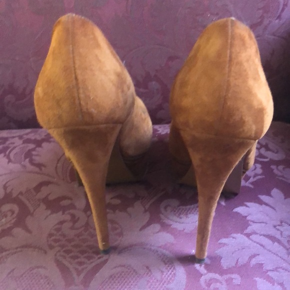 YSL Caramel Brown Tribute Suede Pump - Picture 5 of 9